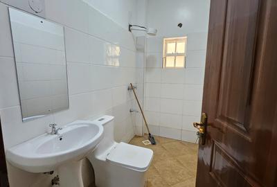 3 Bed House with En Suite at Runda - 2