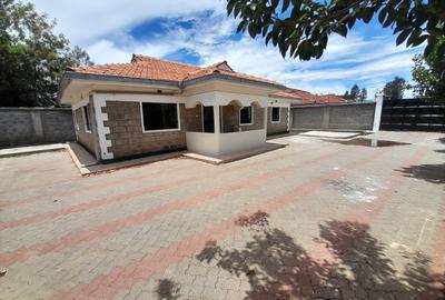 3 Bed House with En Suite at Rimpa Road