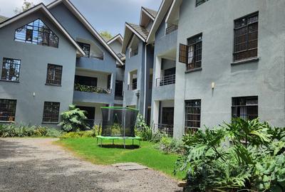 1 Bed Apartment with En Suite at Rhino Park