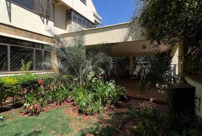 4 Bed Townhouse with En Suite in Lavington - 2