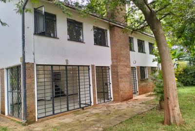 4 Bed Townhouse with En Suite in Lavington - 2