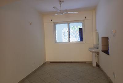 Serviced 3 Bed Apartment with En Suite at Beach Road - 4