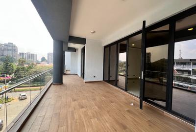 3 Bed Apartment with En Suite in Westlands Area - 2