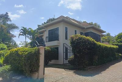 4 Bed Townhouse with En Suite at Runda