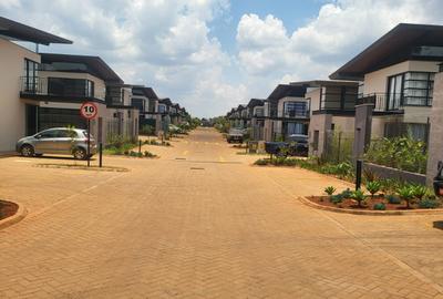 3 Bed Townhouse with En Suite in Kiambu Road - 3