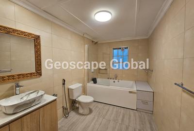 5 Bed House with En Suite in Rosslyn - 4