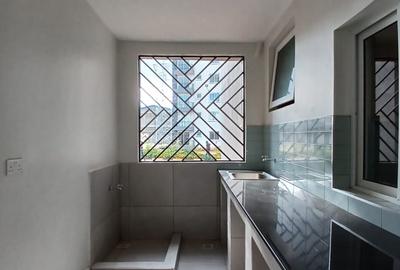 3 Bed Apartment with En Suite in Syokimau