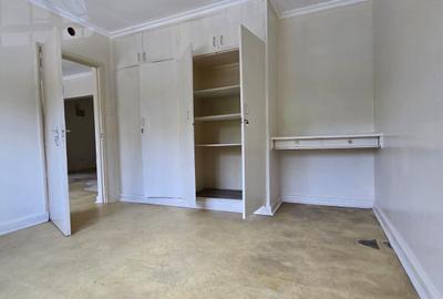 3 Bed Apartment in Langata