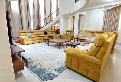 6 Bed House with Garden in Kitisuru