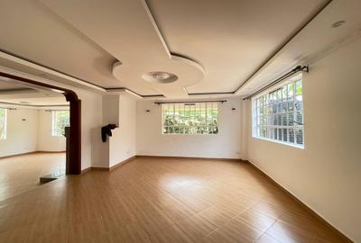 8 Bed Villa with En Suite in Muthaiga