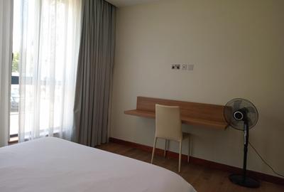 Serviced 2 Bed Apartment with En Suite in Kitisuru