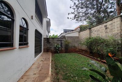 5 Bed Townhouse with En Suite at Raphta Road