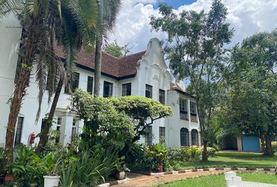 Serviced 4 Bed Apartment with En Suite at Muthaiga Road