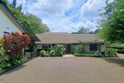 4 Bed House with En Suite at Westlands