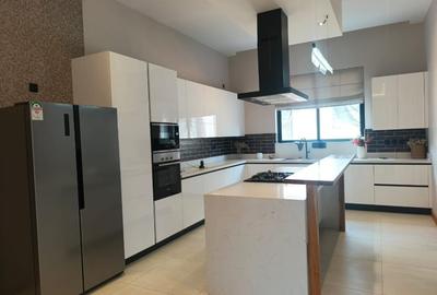 4 Bed Villa with En Suite at Loresho