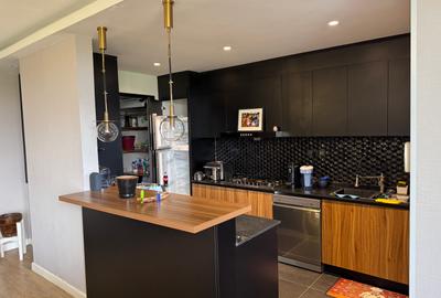 Serviced 2 Bed Apartment with En Suite in Westlands Area