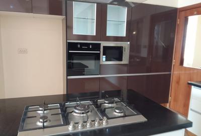 Serviced 3 Bed Apartment with En Suite in Kileleshwa - 2