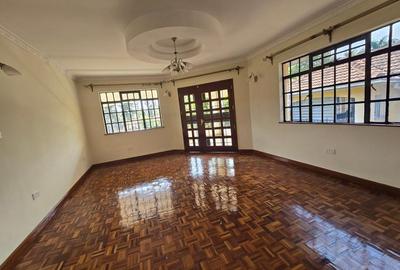 4 Bed Townhouse with En Suite in Lavington - 3