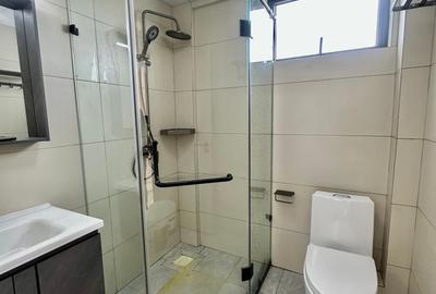 1 Bed Apartment with En Suite at Rhapta Road
