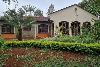 4 Bed House with En Suite at Runda