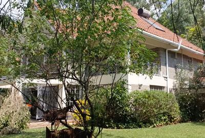 5 Bed Townhouse with En Suite at Spring Valley Road