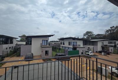 4 Bed House with En Suite in Runda