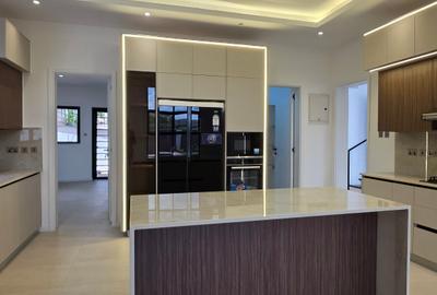 5 Bed Villa with En Suite at Mzima Spring