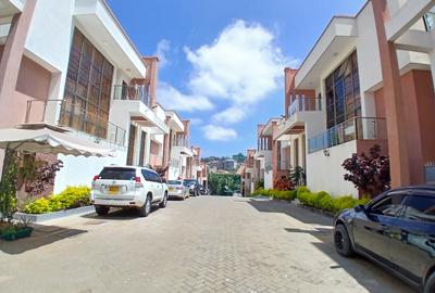 5 Bed Townhouse for Rent at Lavington Green