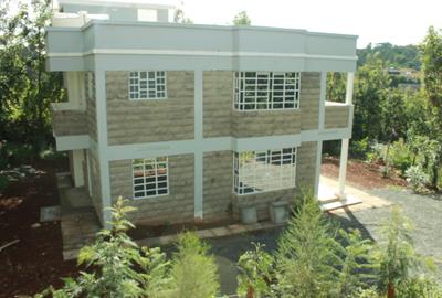 3 Bed Townhouse with En Suite in Karen - 2