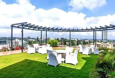 4 Bed Apartment with En Suite at Riverside Drive - 2