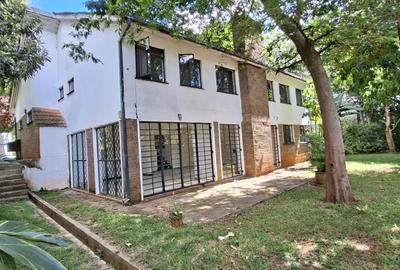 4 Bed Townhouse with En Suite in Lavington - 3