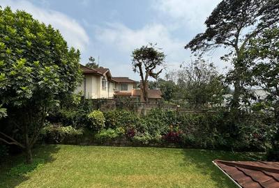 4 Bed House with En Suite in Kitisuru