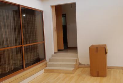 2 Bed House with En Suite at Nyari