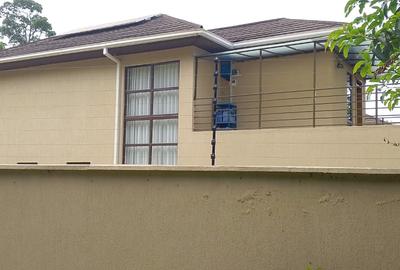 5 Bed Townhouse with En Suite in Lavington