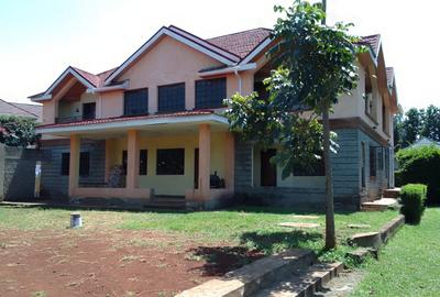 4 Bed House with En Suite in Karen