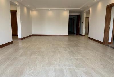 3 Bed Apartment with En Suite in Westlands Area - 2