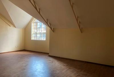 Commercial Property with Service Charge Included in Kilimani - 3