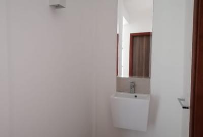 4 Bed Villa with En Suite at Two Rivers Mall - 3