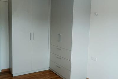 3 Bed Apartment with Swimming Pool in Garden Estate