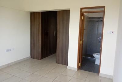 3 Bed Apartment with En Suite in Ngong Road