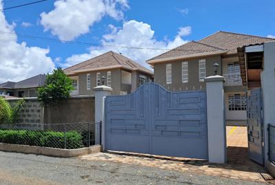3 Bed Townhouse with En Suite in Syokimau