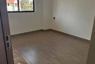 1 Bed Apartment with Gym in Kilimani - 4