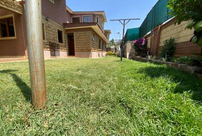 5 Bed Townhouse with En Suite in Lavington