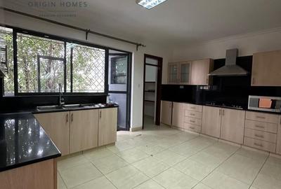 3 Bed Apartment with En Suite at Kilimani