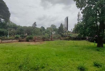 Land in Lavington