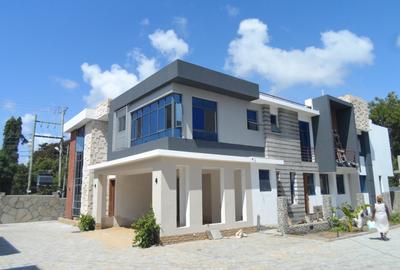 4 Bed Villa in Nyali Area