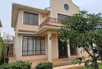 4 Bed Townhouse with En Suite at Kiambu Road