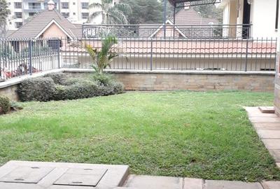 4 Bed House with En Suite in Lavington