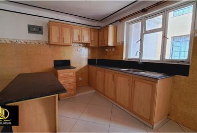 2 Bed Apartment with En Suite at School Line