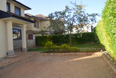 3 Bed Villa with En Suite at Edenville Estate One - 3
